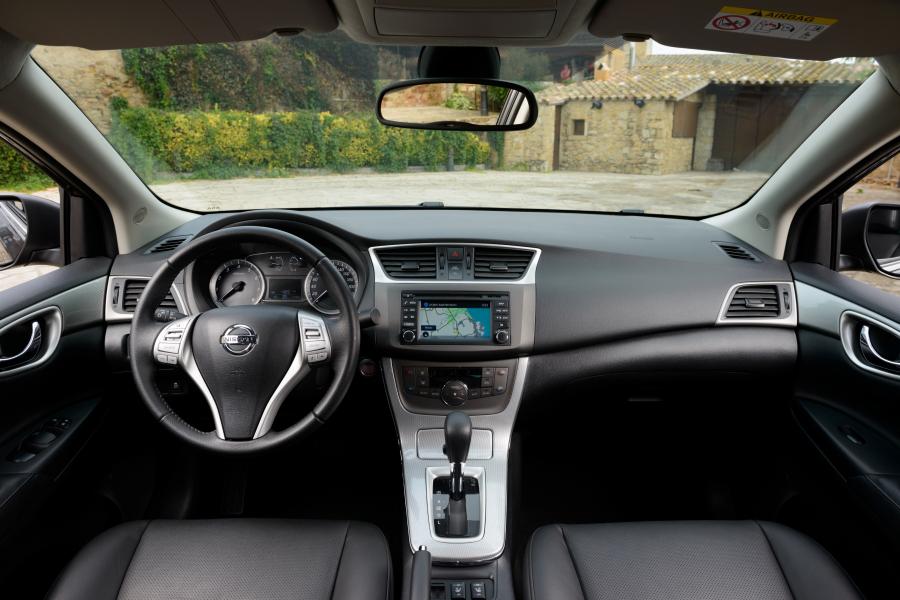  Nissan Sentra 2014 года  (RU) (фото 24 из 40)